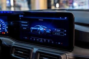 Ford Mustang Dark Horse Golden Hall (8)