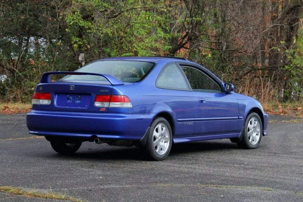 https://autogreeknews.gr/wp-content/uploads/2025/02/Honda-CRX-Civic-Si-Auction-15-2048x1366-1.jpg