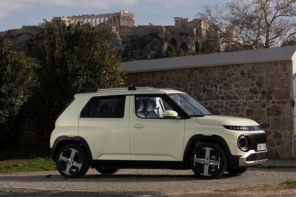 https://autogreeknews.gr/wp-content/uploads/2025/02/Hyundai-Inster-7.jpg