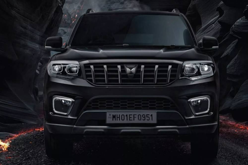 https://autogreeknews.gr/wp-content/uploads/2025/02/Mahindra-Scorpio-N-Carbon-Edition-2s-2048x1153-1.jpg