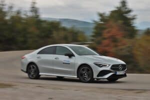 Mercedes CLA 250 e 2025 (3)