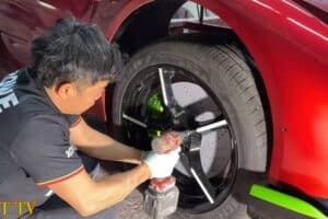 NHET-TV-Koenigsegg-Jesko-Replica-16-2048×1151