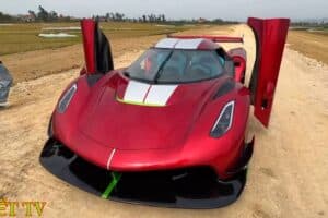 NHET-TV-Koenigsegg-Jesko-Replica-24-2048×1151