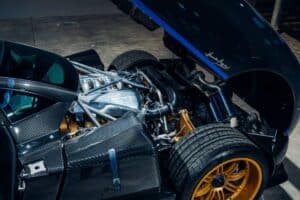 Pagani-Zonda-Tricolore-17-2048×1280