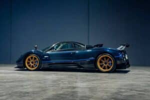 Pagani-Zonda-Tricolore-3-2048×1280