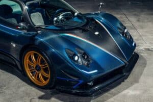 Pagani-Zonda-Tricolore-8-2048×1280
