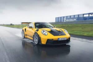 Porsche-911-GT3-RS-Michelin-Tires-1
