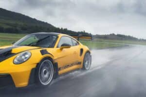 Porsche-911-GT3-RS-Michelin-Tires-3