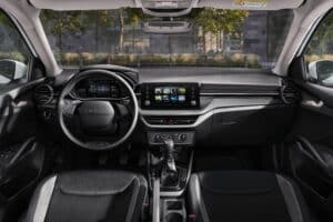 Skoda-Fabia-Essense-tablo