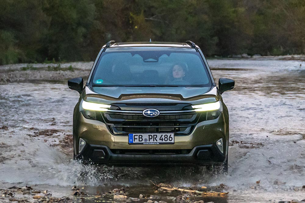 https://autogreeknews.gr/wp-content/uploads/2025/02/Subaru-Forester-2025-6.jpg