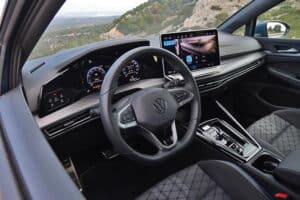 VW Golf 1.5 eTSI 150 PS DSG7 (18)