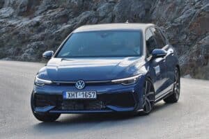 VW Golf 1.5 eTSI 150 PS DSG7 (4)