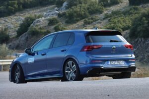 VW Golf 1.5 eTSI 150 PS DSG7 (5)