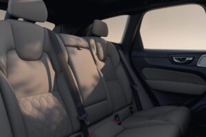 Volvo_XC60_2025 (11)