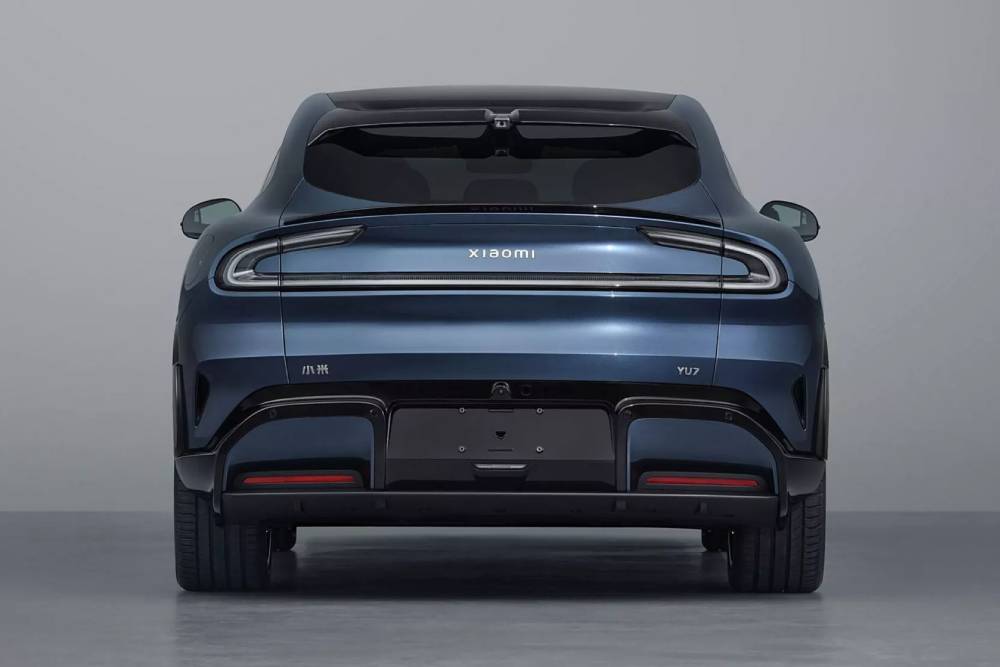 https://autogreeknews.gr/wp-content/uploads/2025/02/Xiaomi-YU7-SUV-MIIT-2-2048x1152-1.jpg