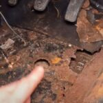 barn-find-hunter-explores-abandoned-farm-finds-hid (3)