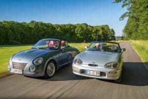 daihatsu copen vs suzuki cappuccino