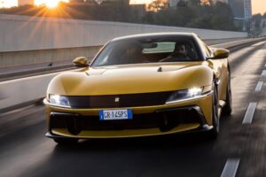 ferrari_12cilindri_49