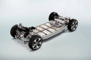 jaguar-takes-hundreds-of-relatively-new-cars-to-th (4)