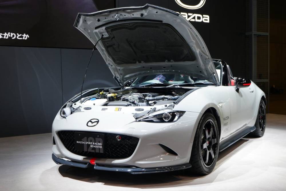 https://autogreeknews.gr/wp-content/uploads/2025/02/mazda-mx-5-12r-spirit-racing-06.jpg