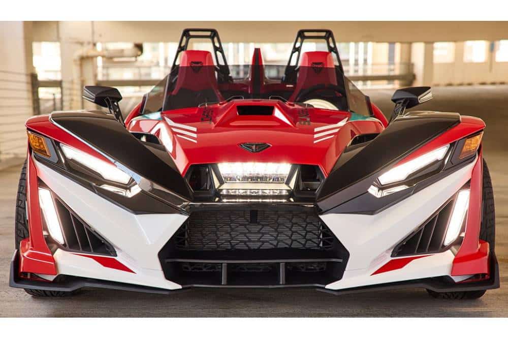 https://autogreeknews.gr/wp-content/uploads/2025/02/polaris-slingshot-10-brings-the-loudest-volume-mos-1.jpg