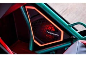 polaris-slingshot-10-brings-the-loudest-volume-mos (2)