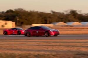 tesla model s plaid vs ferrari sf90 stradale 02