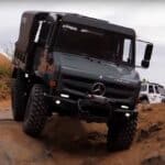 watch-385k-mercedes-benz-unimog-truck-breeze-throu (3)