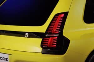 175f72fa68952acd5f9e2d03d5406f81-l