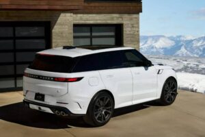 2025-Range-Rover-Sport-SV-Park-City-Edition-310-10