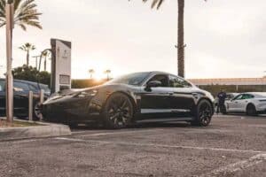 2025-porsche-taycan-charging-electrify-america