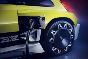 61bfff73bb6a2327533aba9a9e71a132-l