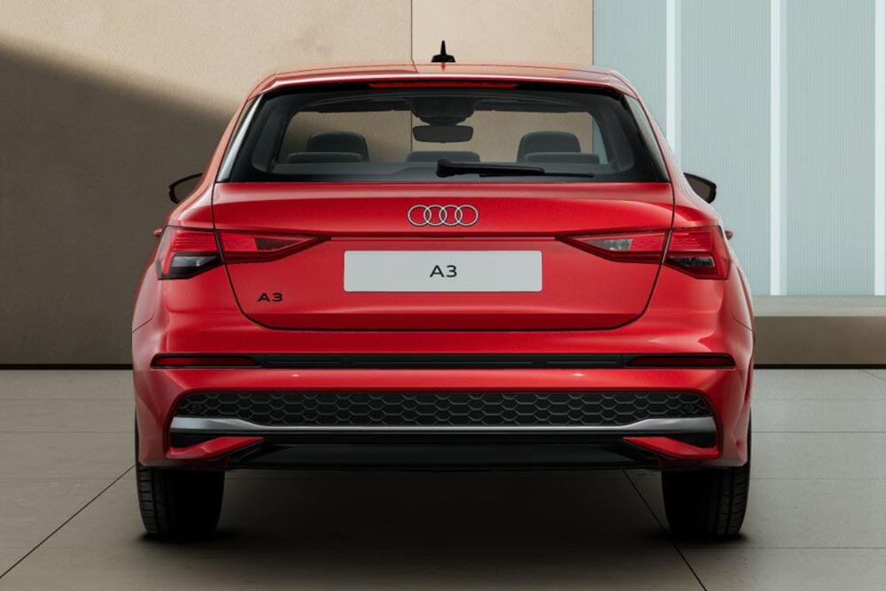https://autogreeknews.gr/wp-content/uploads/2025/03/Audi-A3-Sportback-Inspire-3.jpg