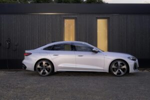 Audi-A5-e-hybrid-(12)