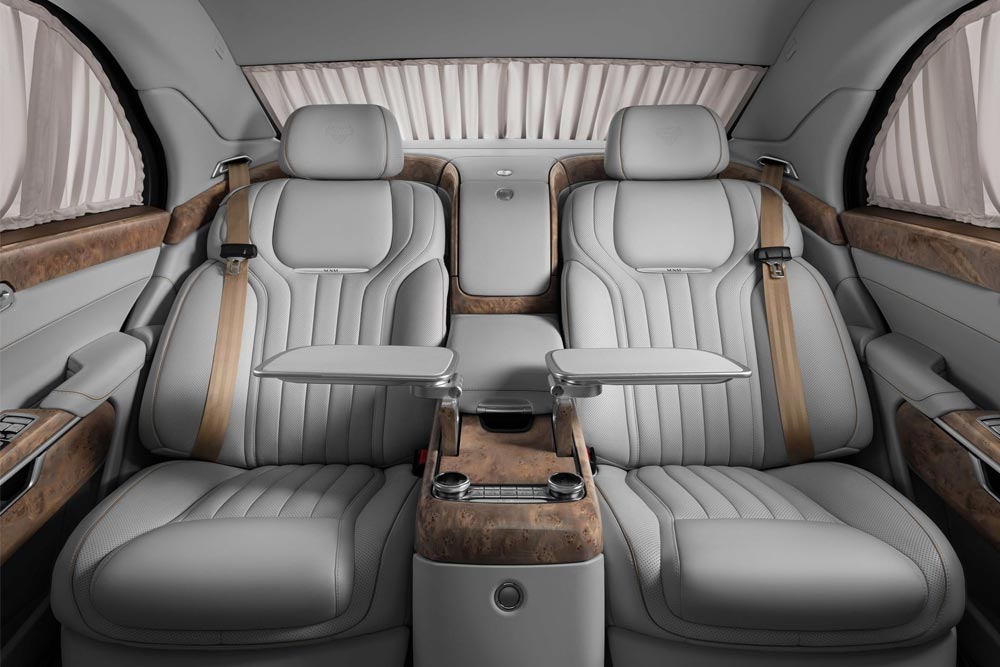 https://autogreeknews.gr/wp-content/uploads/2025/03/Aurus-Senat-rear-seats-1.jpg