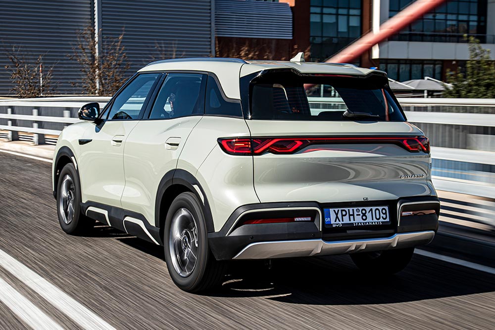 https://autogreeknews.gr/wp-content/uploads/2025/03/BYD-ATTO-2_exterior-16.jpg