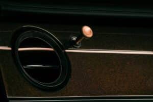 Bentley-Batur-Black-Rose-311-10-2048×1366