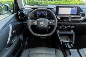 Citroen C4 1.2 Hybrid 136 hp (27)