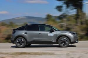 Citroen C4 1.2 Hybrid 136 hp (7)