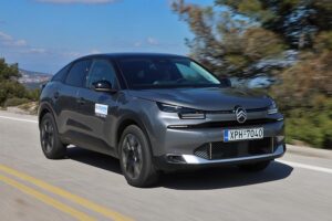 Citroen C4 1.2 Hybrid 136 hp (9)