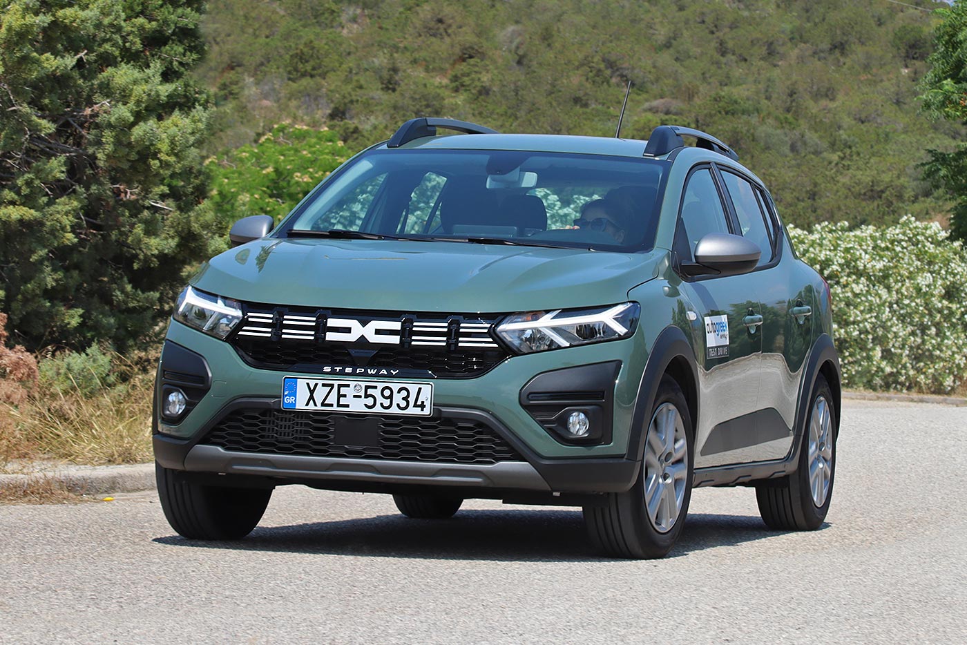 https://autogreeknews.gr/wp-content/uploads/2025/03/Dacia-Sandero-Stepway-LPG.jpg