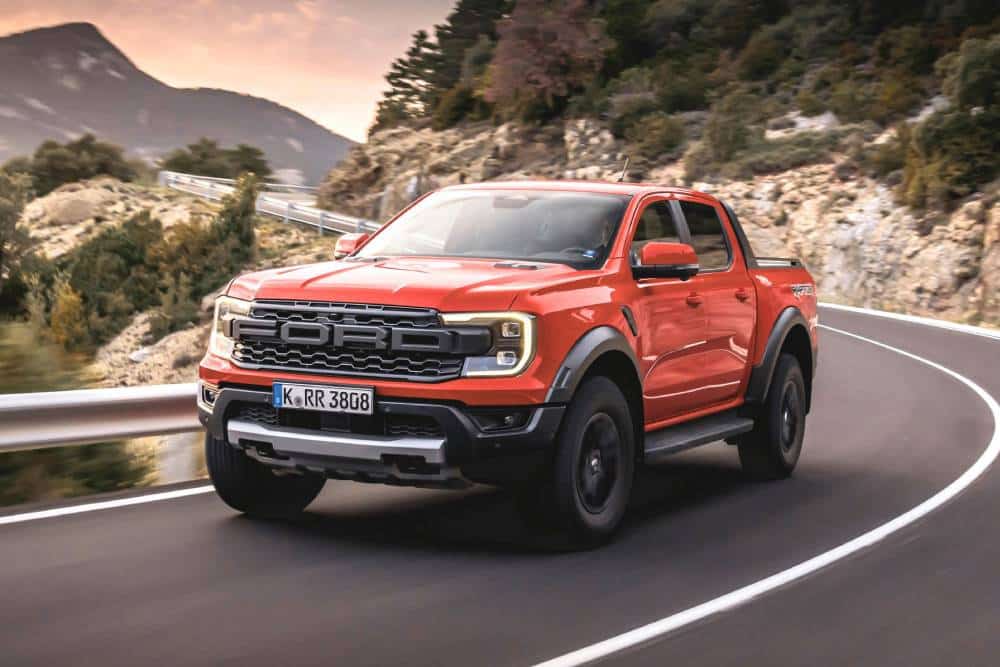 https://autogreeknews.gr/wp-content/uploads/2025/03/FORD-RANGER-RAPTOR_02-1.jpg