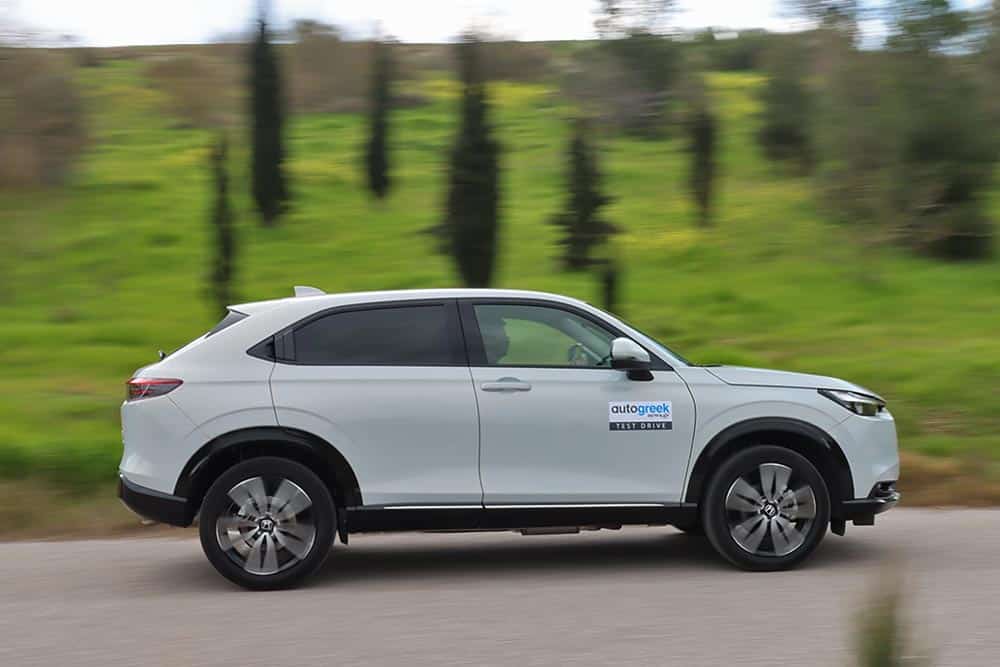 https://autogreeknews.gr/wp-content/uploads/2025/03/Honda-HR-V-2025-7.jpg