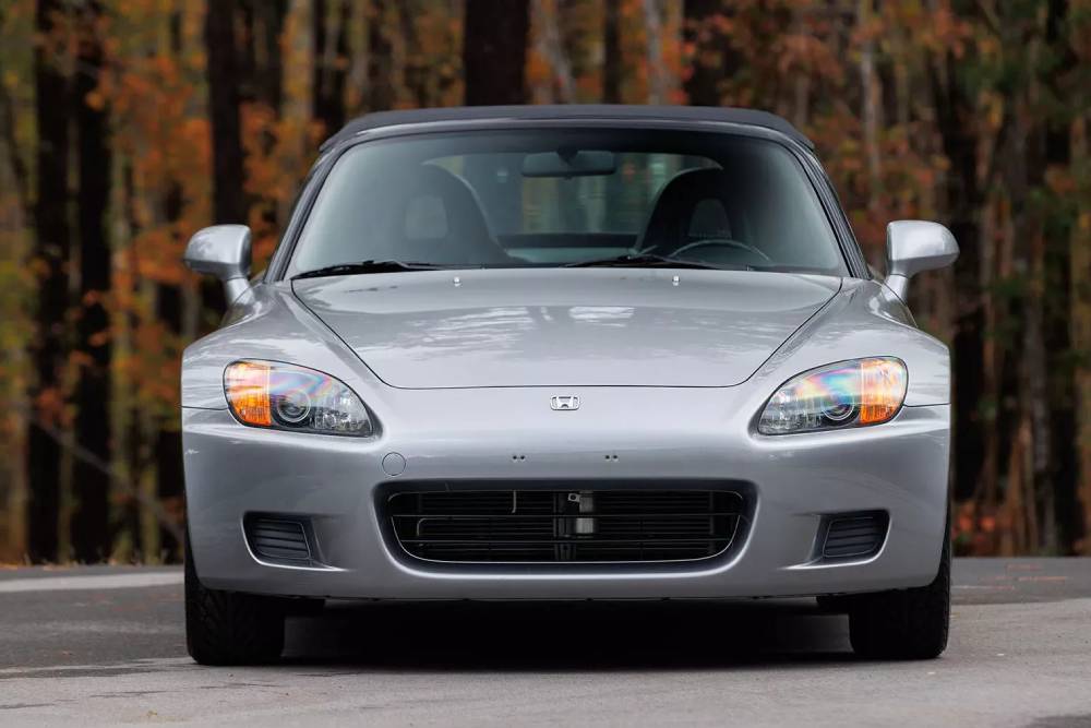 https://autogreeknews.gr/wp-content/uploads/2025/03/Honda-S2000-Auction-Low-Miles-4.jpg