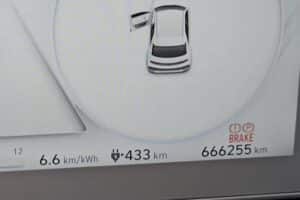 Hyundai-Ioniq-5-667000-km-(2)