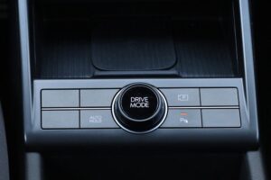 Hyundai-Kona-Hybrid-2024-(13)