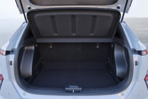 Hyundai-Kona-Hybrid-2024-(9)