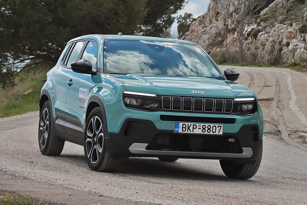 https://autogreeknews.gr/wp-content/uploads/2025/03/Jeep-Avenger-1.2T-100-Green-7.jpg