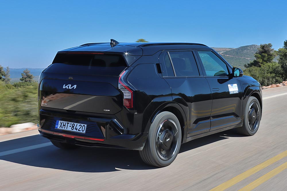 https://autogreeknews.gr/wp-content/uploads/2025/03/Kia-EV3-GT-Line-45.jpg