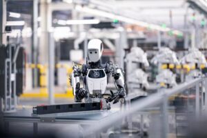 Mercedes-Benz-Robot-Factory-10-2048×1366